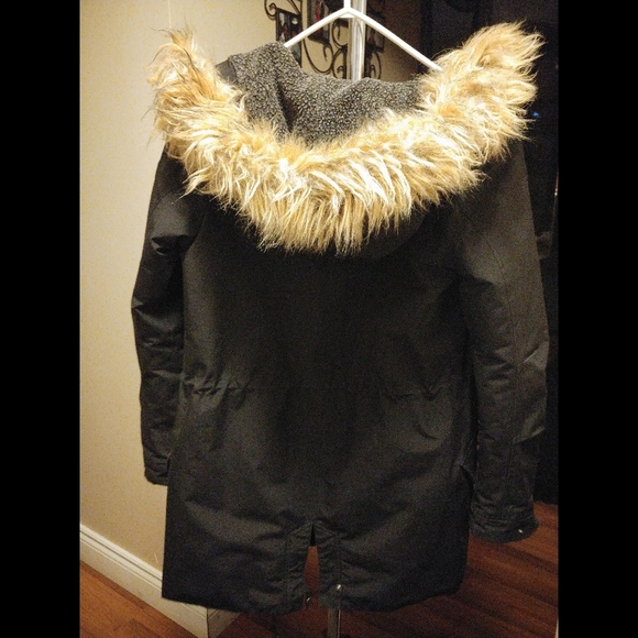 Roots Winter Jacket - Picture 3 of 7